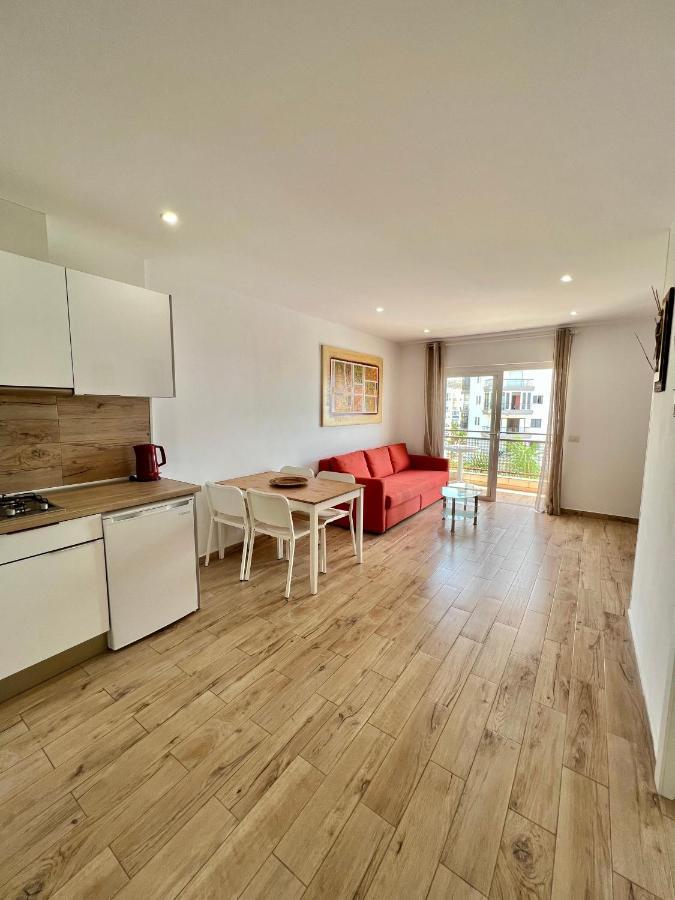 Apartment Crissol Los Cristianos  Εξωτερικό φωτογραφία